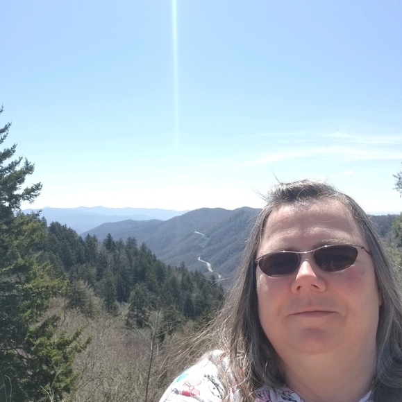 Meet the Posher Other - Meet your Posher, Michelle